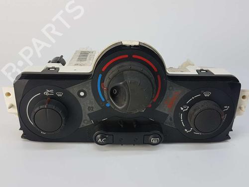 AC-Styringsenhed/Manøvreenhed RENAULT MEGANE II Saloon (LM0/1_) 1.9 dCi (LM0G, LM1G, LM2C) | BP5847402I5 