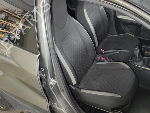 sde-hjre-fortil-toyota-aygo-x-_b7_-2022-29415404 main image