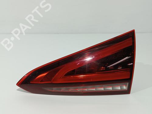 Used Right taillight MERCEDES-BENZ A-CLASS (W177) A 180 d (177.010) (116 hp) 19037923