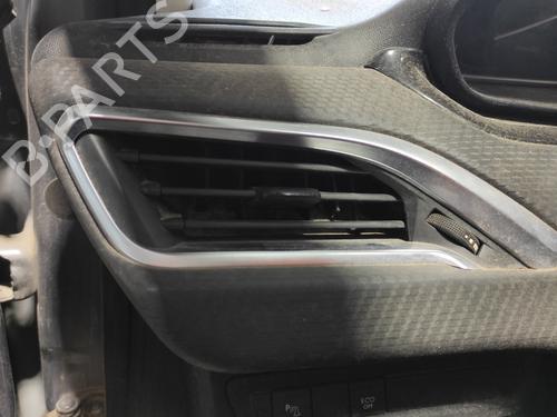 air-vent-peugeot-2008-i-cu_-2013-26535593 main image