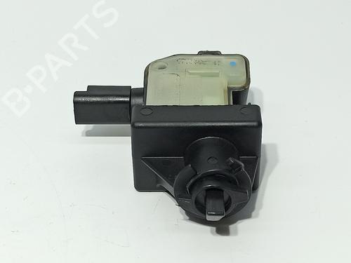 Fuel door actuator CITROËN C4 Picasso I MPV (UD_) 1.6 HDi | BP16281814E18