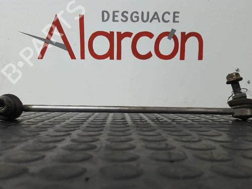 Højre fortil bærearm SEAT LEON (1P1) 1.9 TDI (105 hp) 31336425