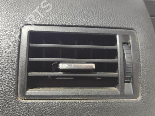 Luftventilen FORD FOCUS C-MAX (DM2) | BP23560627I21 - Image 1