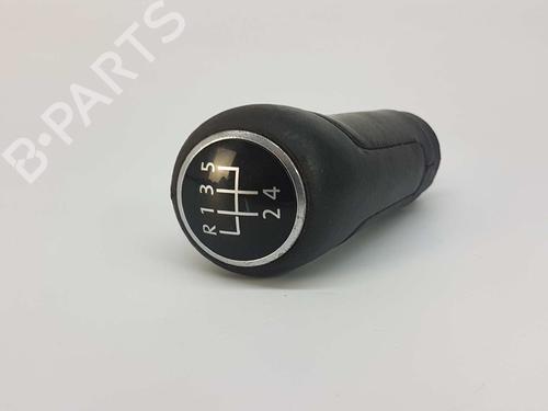 Used Shift knob VW POLO V (6R1, 6C1) 1.6 TDI (90 hp) 11388081