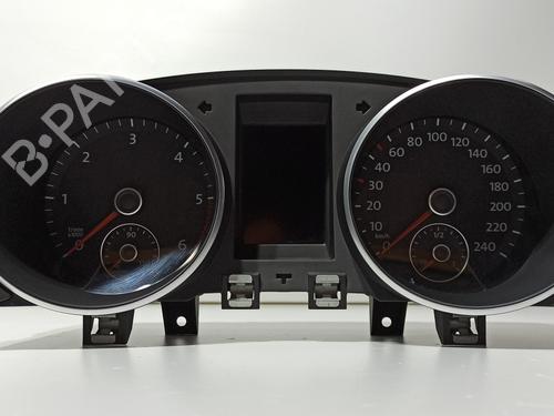 Used Instrument cluster VW GOLF VI (5K1) 1.6 TDI (105 hp) 20642924