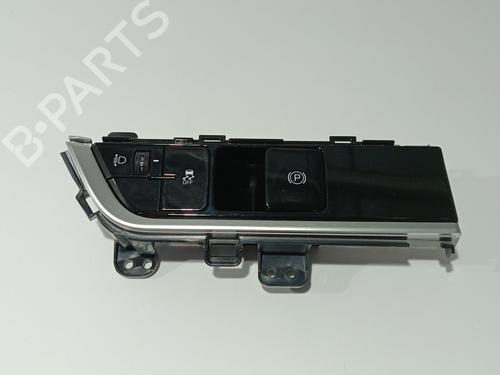 switch-kia-sportage-v-nq5-2021-34629881 main image