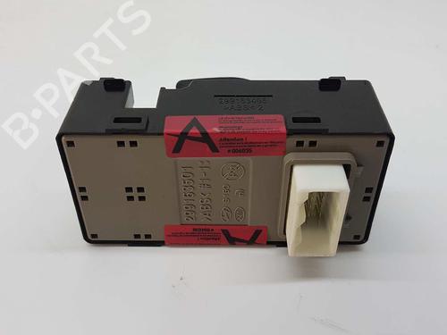 Right front window switch HYUNDAI IONIQ (AE) 1.6 GDI Hybrid | BP9435456I26 