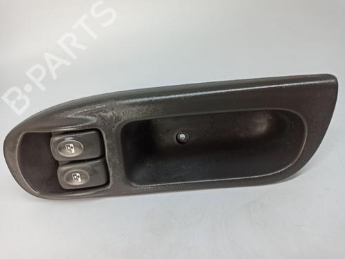 Used Left front window switch RENAULT SCÉNIC I MPV (JA0/1_, FA0_) 1.4 16V (JA0D, JA1H, Ja0W, JA10) (95 hp) 5251190
