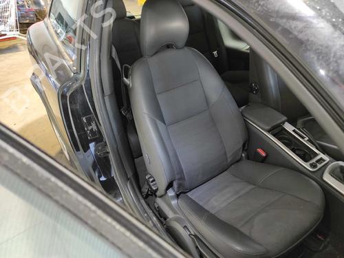 right-front-seat-volvo-c30-533-16-d-2006-2007-2008-2009-2010-2011-2012-2013-10557020 main image