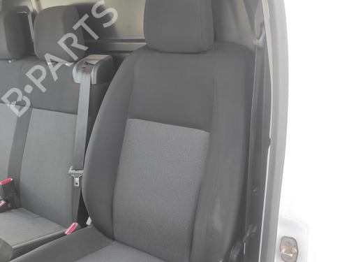 Left front seat PEUGEOT EXPERT Van (V_) 1.6 BlueHDi 115 | BP21563450C15