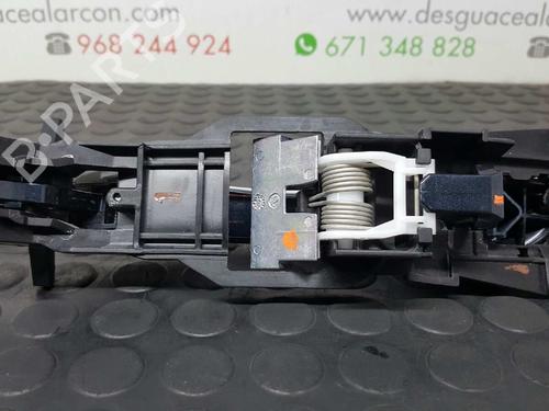 Front right exterior door handle MERCEDES-BENZ E-CLASS (W211) E 220 CDI (211.006) | BP2738164C129 