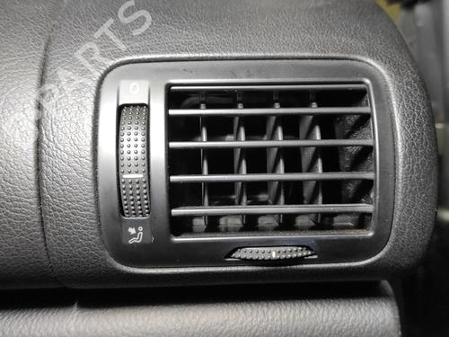 air-vent-vw-passat-b55-3b3-2000-2001-2002-2003-2004-2005-32294551 main image