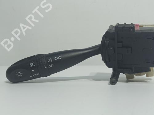 Used Headlight switch SUZUKI GRAND VITARA II (JT, TE, TD) 1.9 DDiS All-wheel Drive (JT419, TD44, JB419WD, JB419XD,... (129 hp) 11061287