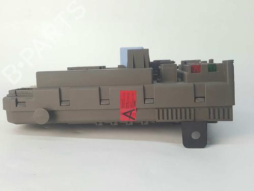 Fuse box CITROËN C5 I (DC_) 3.0 V6 (DCXFXC, DCXFXF) | BP8857272E1