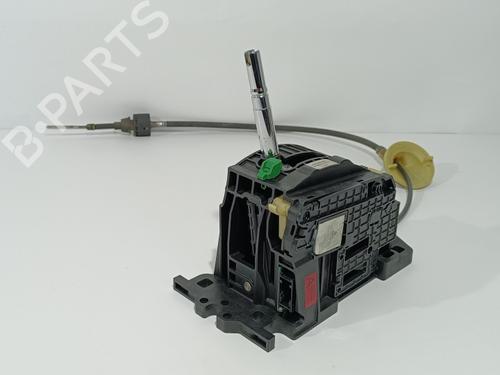 Used Gear lever LAND ROVER RANGE ROVER SPORT I (L320) 2.7 D 4x4 (190 hp) 18117337