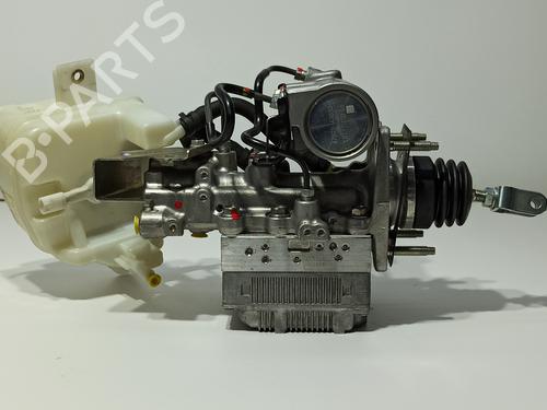 Servo brake TOYOTA YARIS (_P13_) 1.5 Hybrid (NHP130_, NHP130) | BP28332048M42 