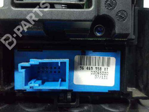 Climate control PEUGEOT 407 (6D_) 2.0 HDi 135 (6DRHRH, 6DRHRE, 6DRHRG, 6DRHRJ) | BP2732137I5 