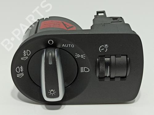 Used Headlight switch AUDI A1 Sportback (8XA, 8XF) 1.6 TDI (90 hp) 22919802