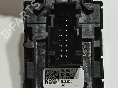 Left front window switch PEUGEOT 208 II (UB_, UP_, UW_, UJ_) 1.5 BlueHDI 100 | BP16661790I27 