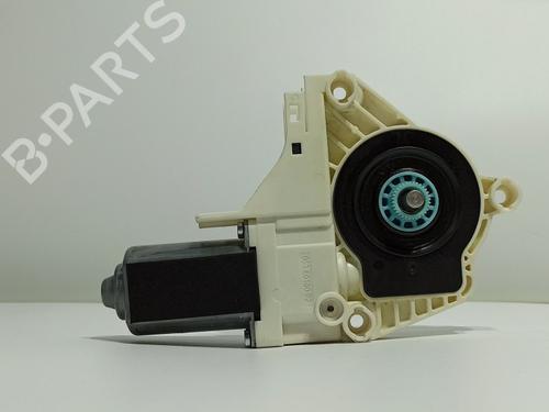 Left front window motor AUDI A4 B8 (8K2) 2.0 TDI | BP15669267E21 