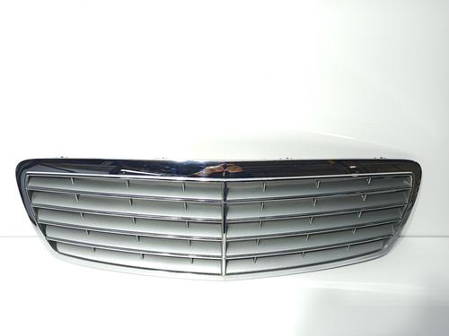 Grille MERCEDES-BENZ E-CLASS (W211)  | BP17365646C40 