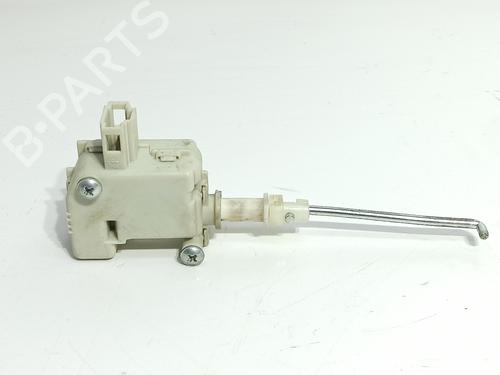 Fuel door actuator VW GOLF IV (1J1) 1.6 16V | BP18166561E18