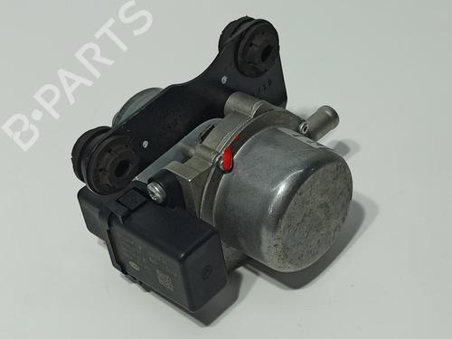 Used Vacuum pump SKODA FABIA III Estate (NJ5) 1.0 TSI (95 hp) 13242415