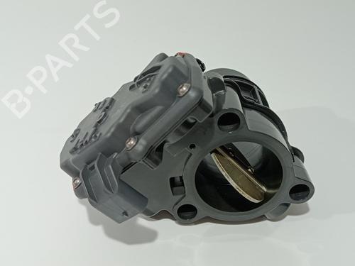 Used Throttle body BMW 1 (F40) 118 d (150 hp) 24158064