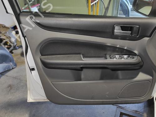 front-left-panel-ford-focus-ii-da_-hcp-dp-2004-2005-2006-2007-2008-2009-2010-2011-2012-2013-26227141 main image