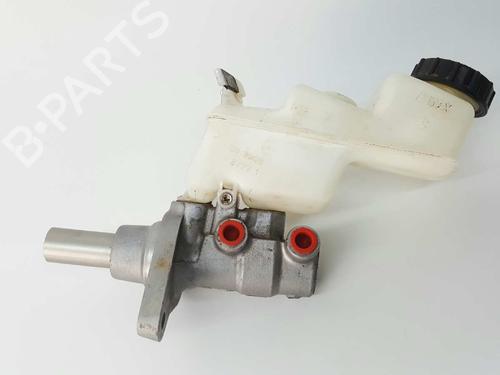 Used Brake master cylinder TOYOTA YARIS (_P13_) 1.5 (NSP131_) (112 hp) 5095718
