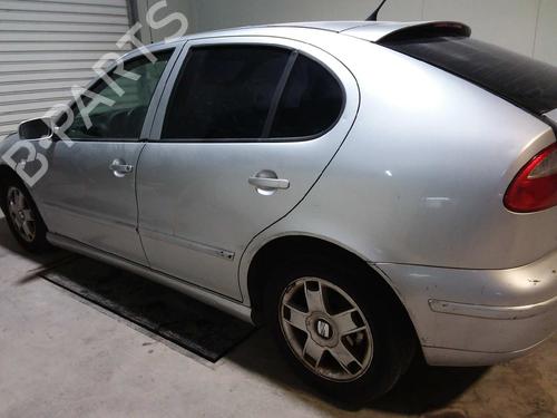 Trunk håndtak SEAT LEON (1M1) 1.6 16 V | BP6418335C132