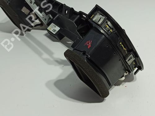 Air vent FIAT DOBLO Cargo (263_) 1.3 D Multijet (263WXU1A, 263ZXU1A, 263WYB1A, 263ZYB1A) | BP35953725I21 - Image 4