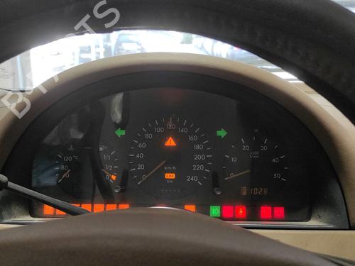 instrument-cluster-mercedes-benz-m-class-w163-1998-1999-2000-2001-2002-2003-2004-2005-37197000 main image