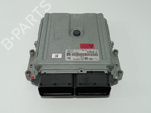 Used Engine control unit (ECU) LAND ROVER RANGE ROVER VELAR (L560) 3.0 D300 SDV6 4x4 (300 hp) 13094559