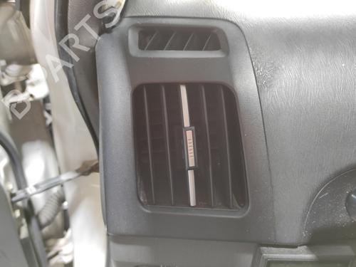 air-vent-toyota-prius-_w3_-18-hybrid-zvw3_-2008-2009-2010-2011-2012-2013-2014-2015-2016-13949995 main image