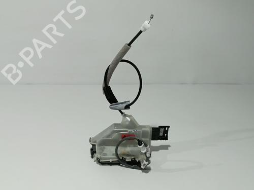front-right-lock-toyota-proace-van-mdz_-2016-36338530 main image