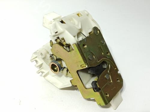 Used Front left lock FORD MONDEO III Saloon (B4Y) 2.0 TDCi (130 hp) 29263918