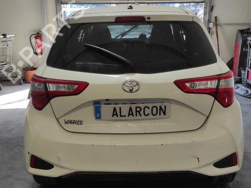 Brugte TOYOTA YARIS (_P13_) 1.5 (NSP131_) (112 hp) 4282060
