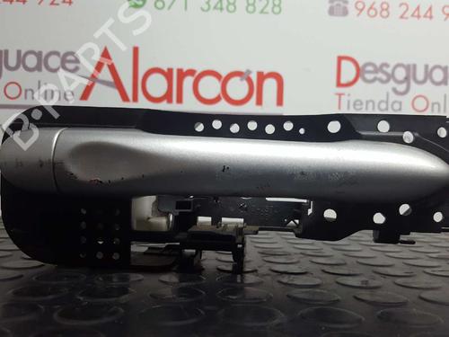 Used Front right exterior door handle RENAULT MEGANE III Hatchback (BZ0/1_, B3_) 1.5 dCi (86 hp) 2743119