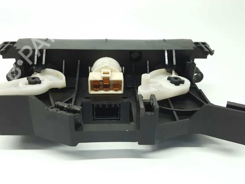 Climate control MITSUBISHI SPACE STAR MPV (DG_A) 1.9 DI-D (DG4A) | BP8339830I5