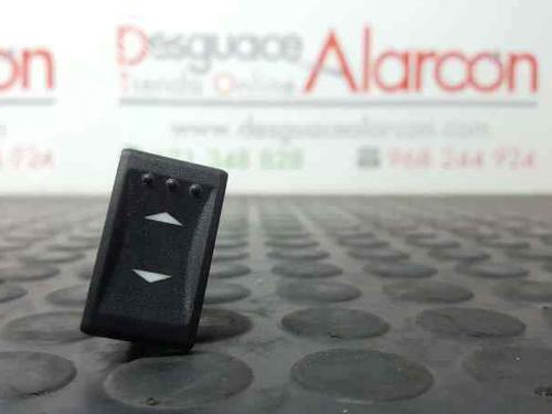Used Right front window switch FORD MONDEO III Saloon (B4Y) 2.0 16V TDDi / TDCi (115 hp) 2736606