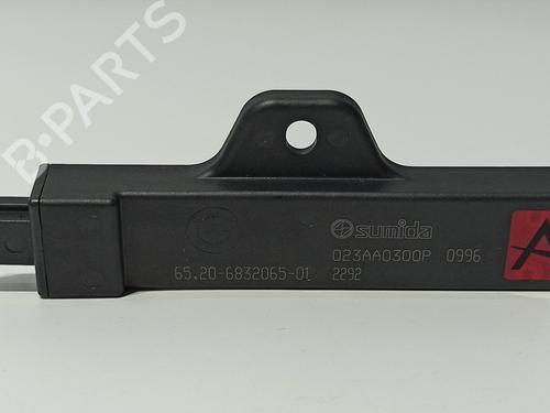 Used Antenna/Base BMW 1 (F21) 116 d (116 hp) 17975693