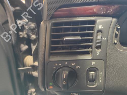 Used Air vent MERCEDES-BENZ E-CLASS (W210) E 270 CDI (210.016) (170 hp) 15765323