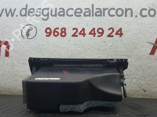 Glove box CITROËN C4 II (NC_) 1.6 HDi 90 | BP2740417C95