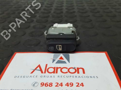 Used Switch NISSAN QASHQAI I (J10, NJ10) 1.5 dCi (106 hp) 14527913