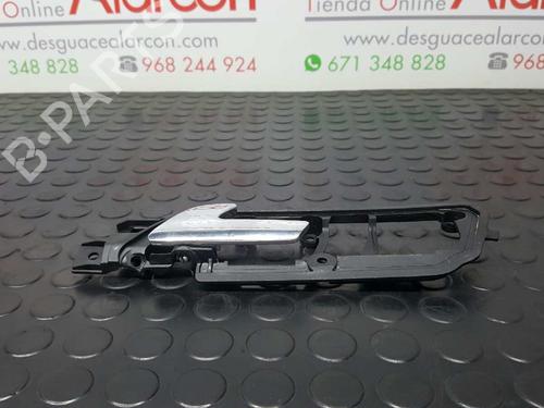 Used Front left interior door handle VW POLO (9N_, 9A_) 1.4 TDI (80 hp) 3280091
