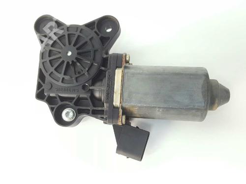 Used Left rear window motor MERCEDES-BENZ S-CLASS (W220) S 320 CDI (220.026, 220.126) (197 hp) 5240263