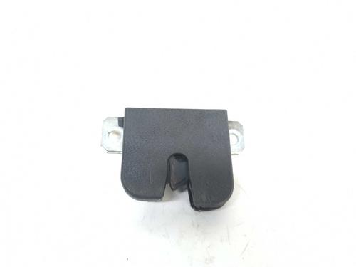 Used Tailgate lock SEAT IBIZA III (6L1) 1.9 TDI (100 hp) 6521174