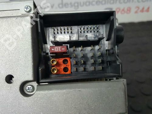 Radio MERCEDES-BENZ C-CLASS (W203) C 220 CDI (203.008) | BP2741228E6 