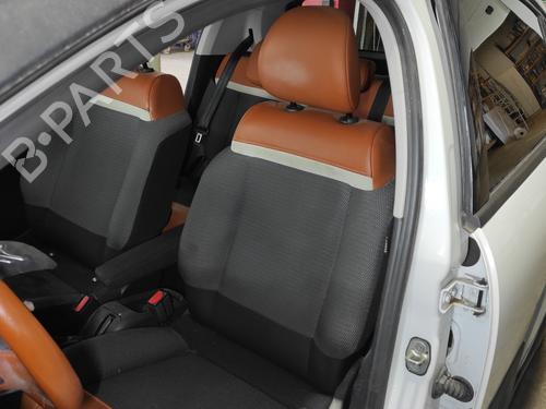 Left front seat CITROËN C3 III (SX) 1.6 BlueHDi 100 | BP27666471C15 - Image 2